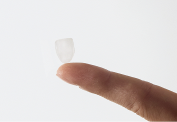 블랙필름 얇은 두께 비밀,
무삭제 라미네이트 0.1mm 장인 수제작